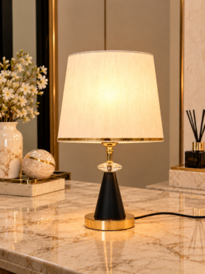 Crystal Noir Table Lamp - Crystal Decor Pakistan
